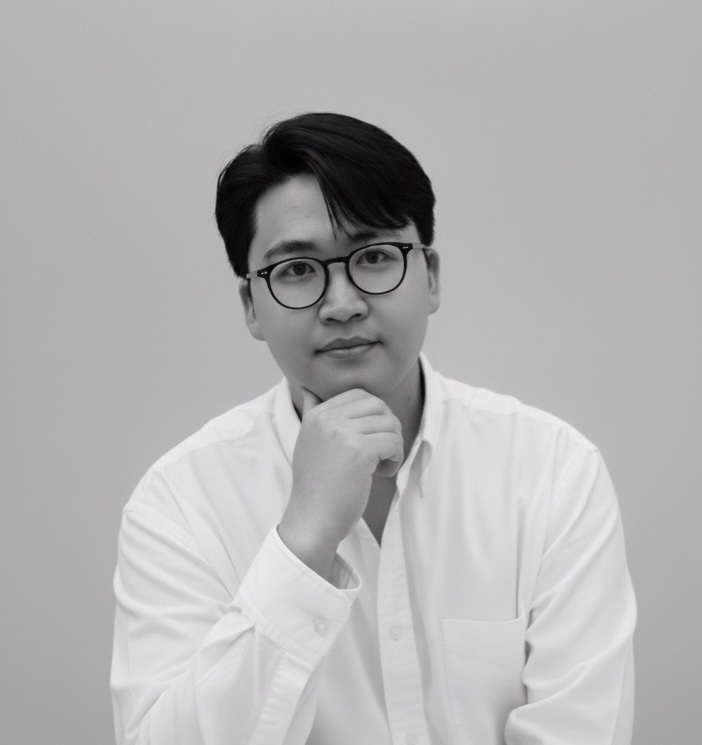 Seonghoon Cheon on the Brooklyn Bridge